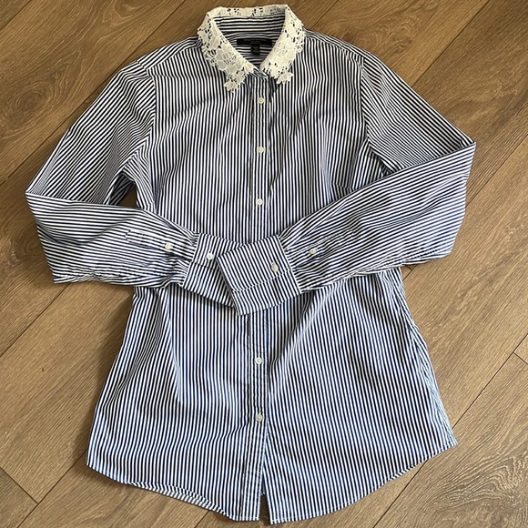 Banana Republic lace collar Riley shirt size 10 - Picture 2 of 4